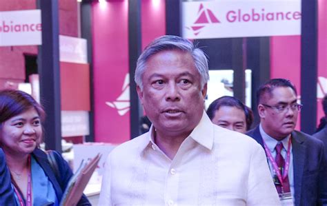 Aquino shows interest in Pagcor sale proposal .